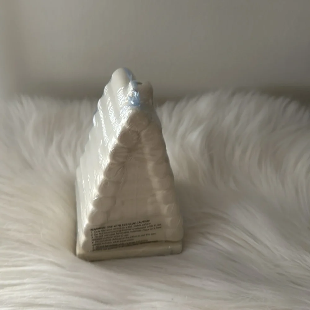 NEW Target Bullseye Playground Cabin Incense Burner